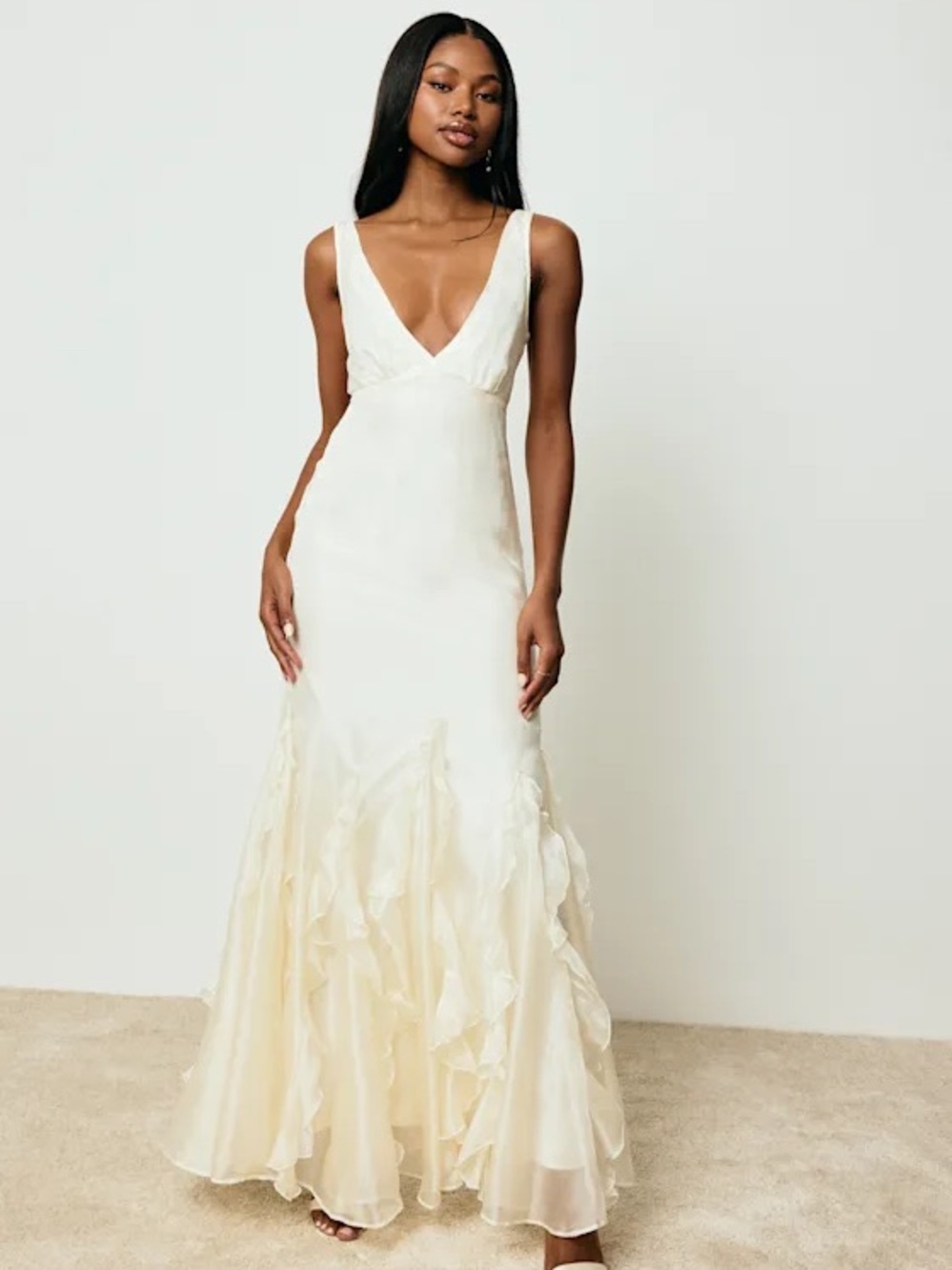 Lulu's Ivory V-Neck Ruffle Hem Wedding Gown